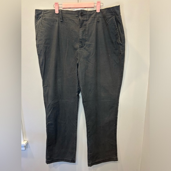 Old Navy Khaki Lived in Straight Pants (Built in Flex) - Picture 3 of 7